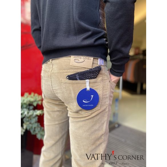Jacob Cohen  J688  Comf  02146S kord nadrág 