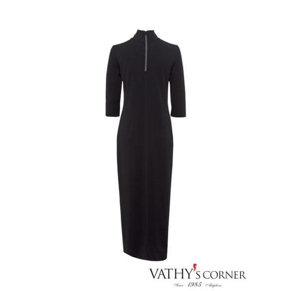 Riani Maxiruha 706110-8059 999 