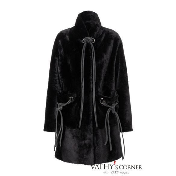 Werner Christ Női kifordítható báránybőr kabát bőrpántokkal 2883 666 Cilia 