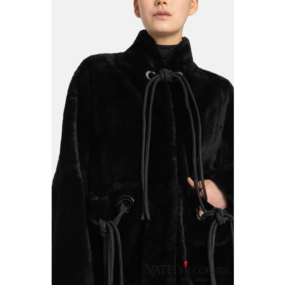 Werner Christ Női kifordítható báránybőr kabát bőrpántokkal 2883 666 Cilia 